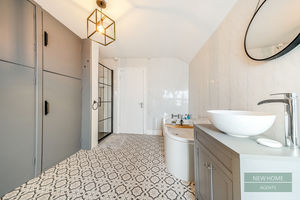 Photo 8- click for photo gallery